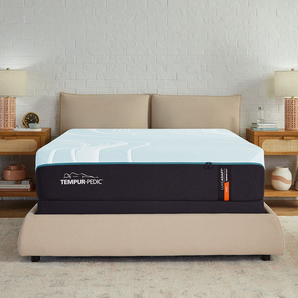 Tempur-Pedic LuxeAdapt Firm + Ergo Power Base